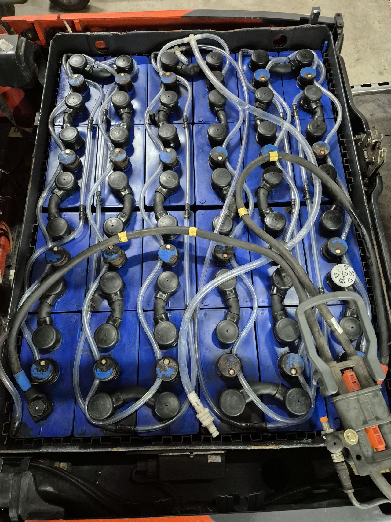 Linde E18-02 triplex sideshift 4.620 mm bj 2017 accu 78%