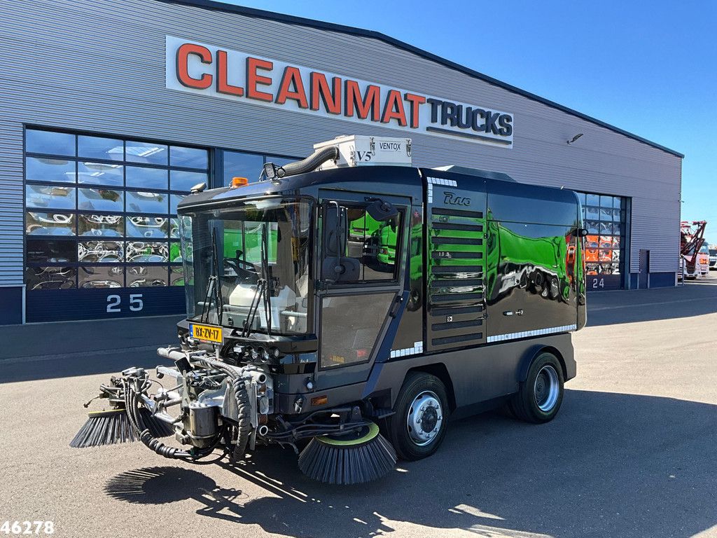 Ravo 580 with 3-rd brush