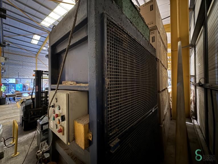 Ballenpressen Kenbay BRG 1 2005