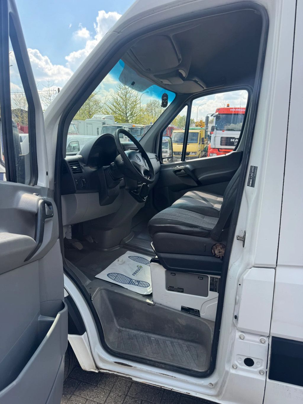 Mercedes-Benz Sprinter 515 **AIRCO-FRENCH VAN**