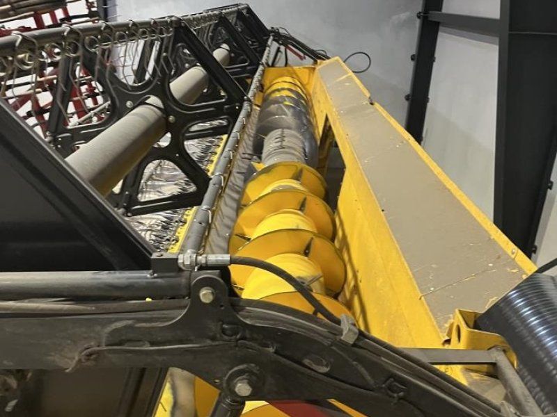 New Holland 25 FOD VARIFEED