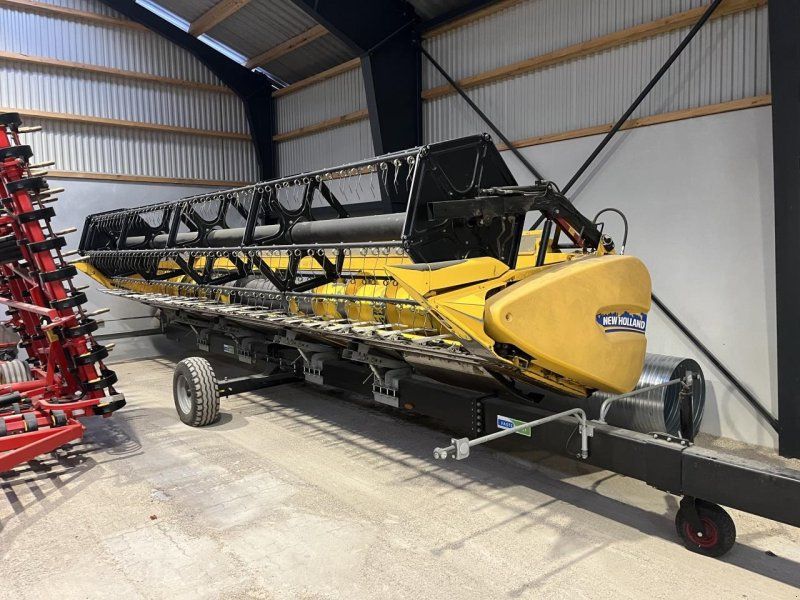 New Holland 25 FOD VARIFEED