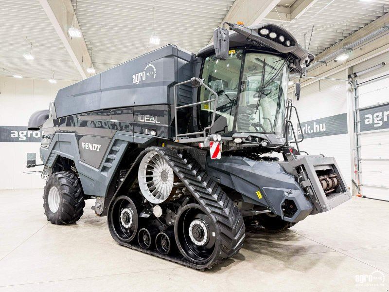 Fendt Ideal 9 T rotary  with 12.2 m 7040 Draper header with tro