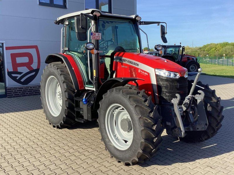 Massey Ferguson 5M.125 F Cab Dyna-4