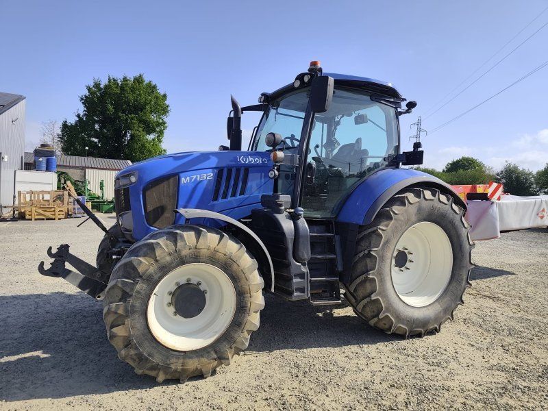 Kubota M7132