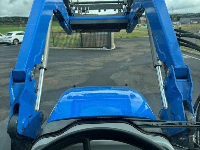 New Holland T5 100S