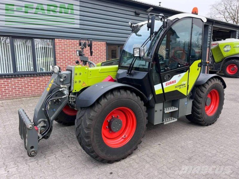 Claas scorpion 732
