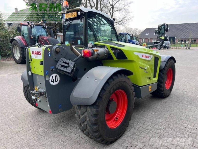 Claas scorpion 732
