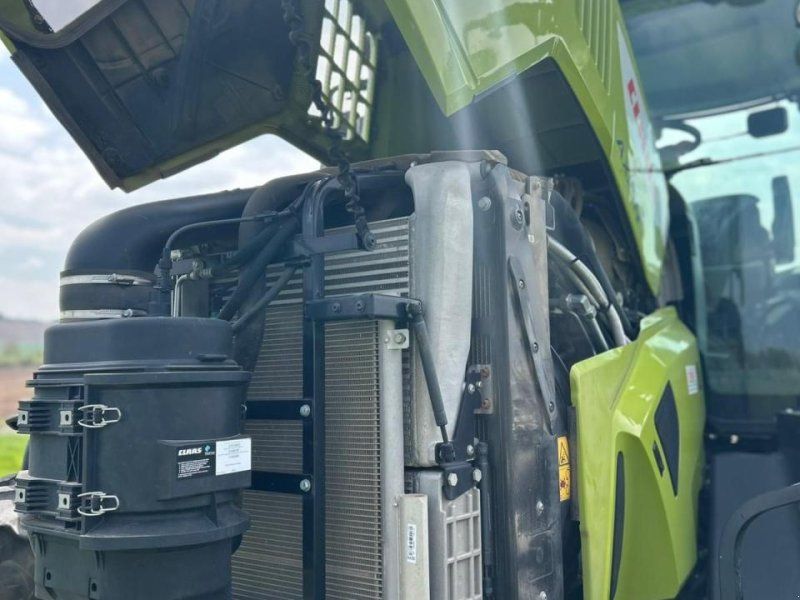 Claas AXION 870 CMATIC