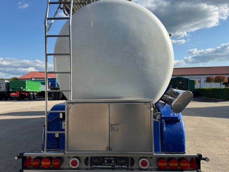 Feldbinder TSA Edelstahl Tanklieger