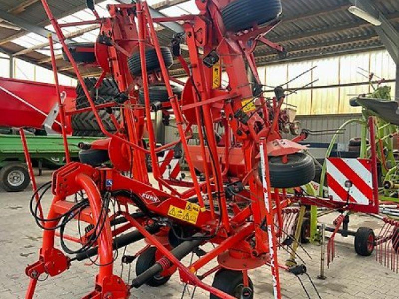 Kuhn GF 8702