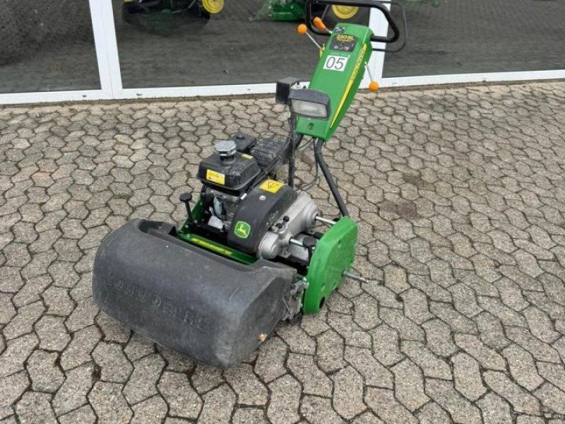 John Deere 220 SL SINGLELKLIPPE