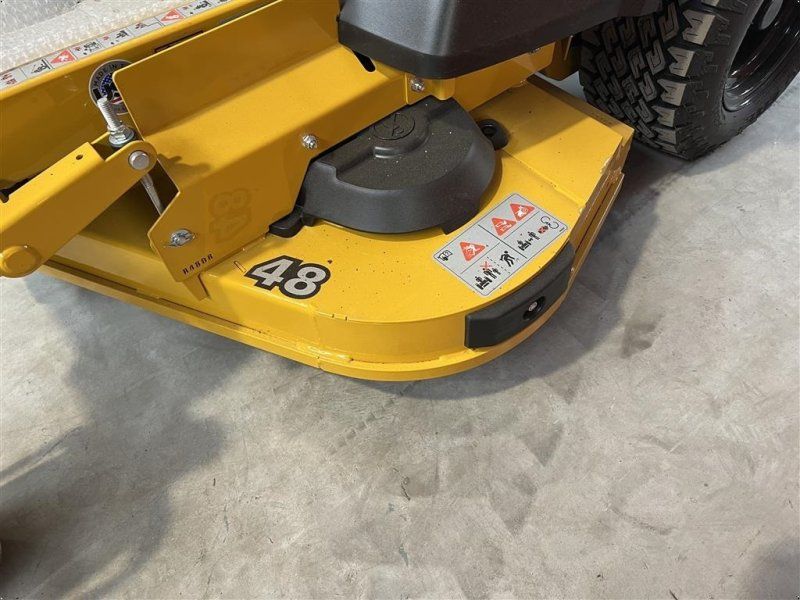 Hustler Raptor XD 48