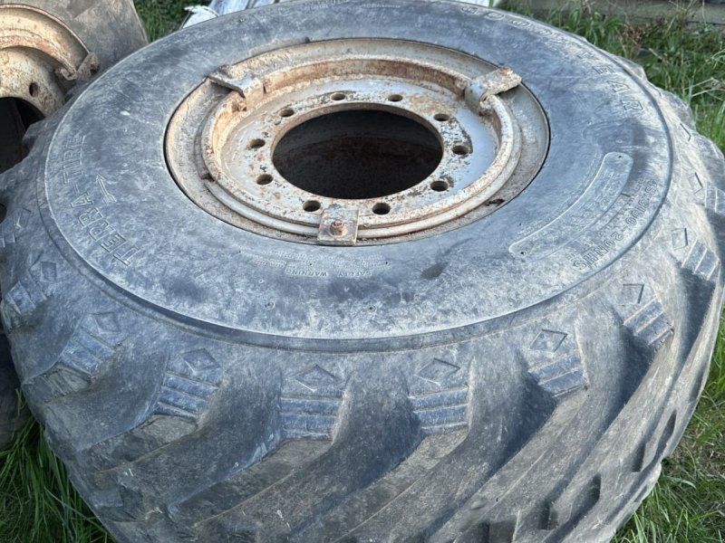 Goodyear 48x3100-20. Prisen er for 2 stk.