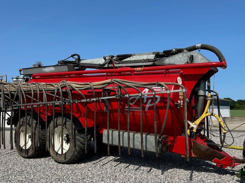 AP GV 20 med kran, lift og slangebom