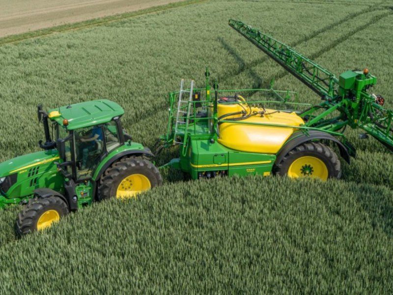 John Deere R 975