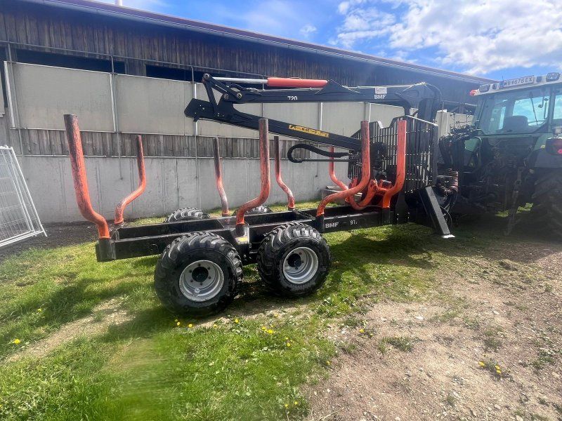 BMF 9 T2 mit Kran 720