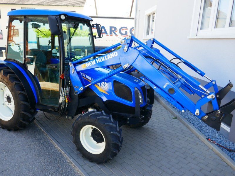 New Holland TD 3.50 Allr. Bj.. Erst 1012 Std. Mit Stoll Ind-Lader. TOP Z