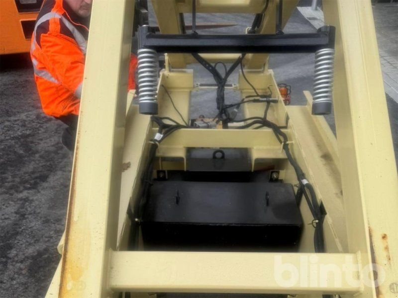 JLG 2646 ES