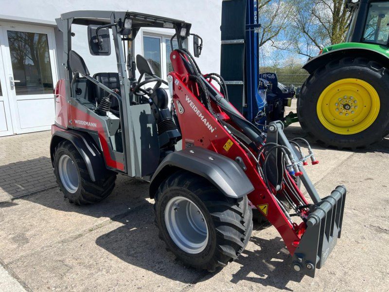 Weidemann 1260 LP mit hohe Hubhoehe