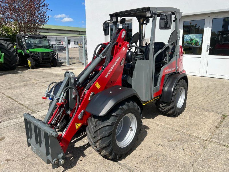 Weidemann 1260 LP mit hohe Hubhoehe