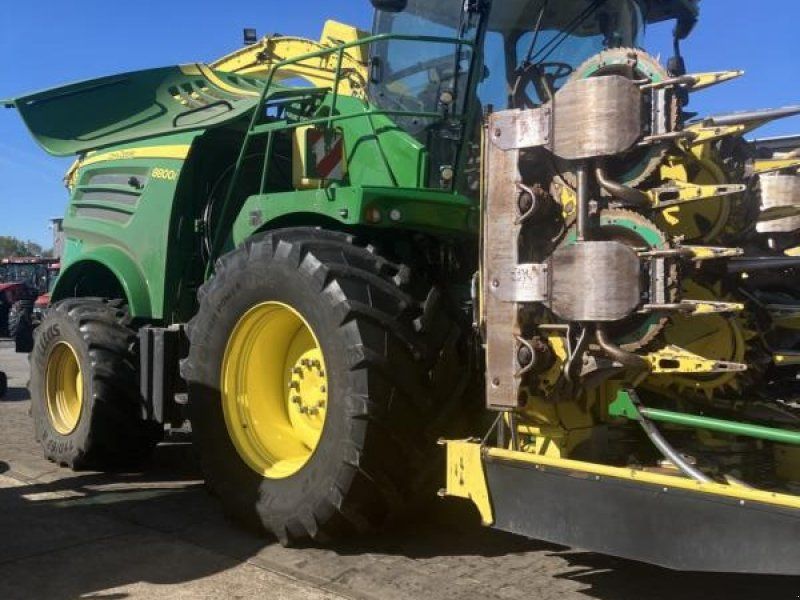 John Deere 8800
