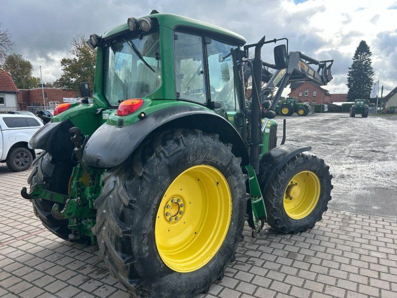 John Deere 6330