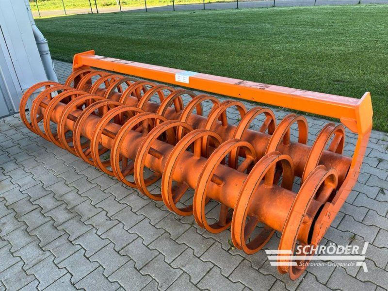 Amazone DOPPEL-U-PROFILWALZE DUW 3000-580