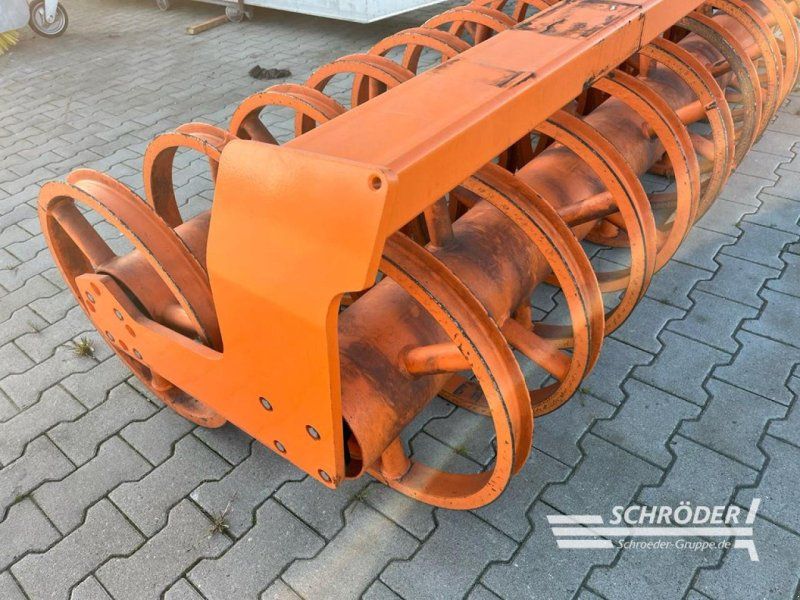 Amazone DOPPEL-U-PROFILWALZE DUW 3000-580