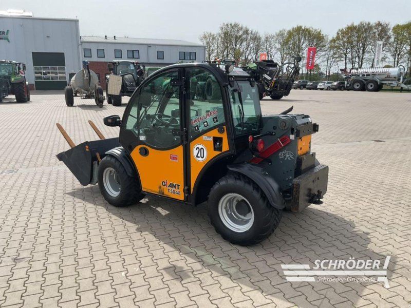 GT 5048 + SCHAUFEL + PALETTENGABEL