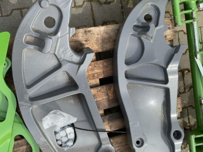 Fendt ANBAUKONSOLEN / ANBAUTEILE | 700ER