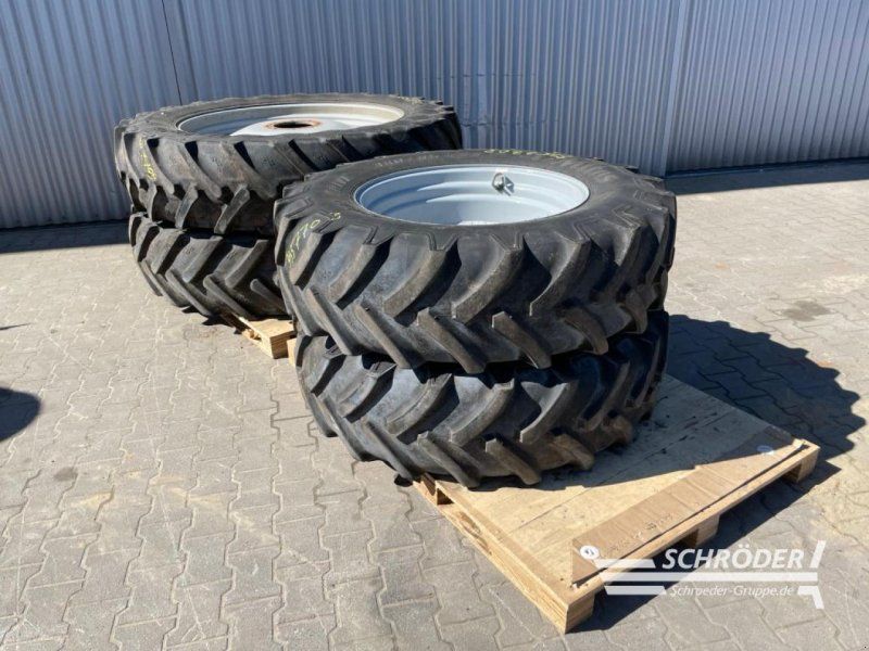 Massey Ferguson 380/85 R30 UND 420/80 R46 ALLIANCE