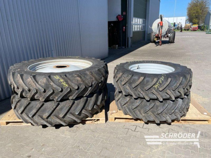 Massey Ferguson 380/85 R30 UND 420/80 R46 ALLIANCE