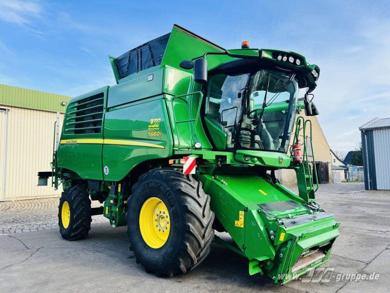 John Deere T660