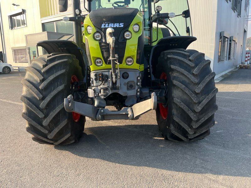 Claas Axion 870
