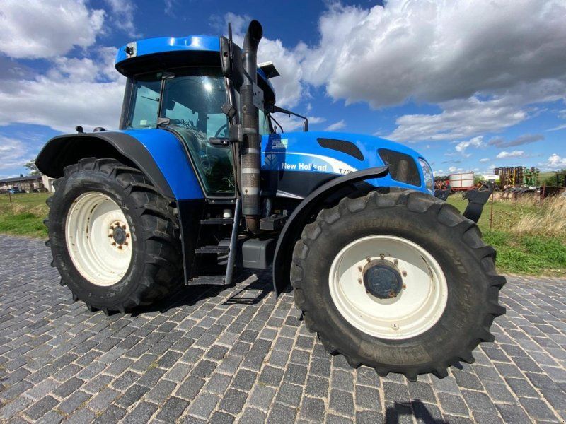 New Holland T 7550