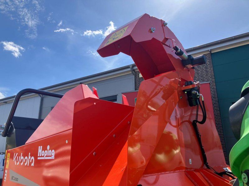 Kubota BC1200 Schwanenhalsauswurf