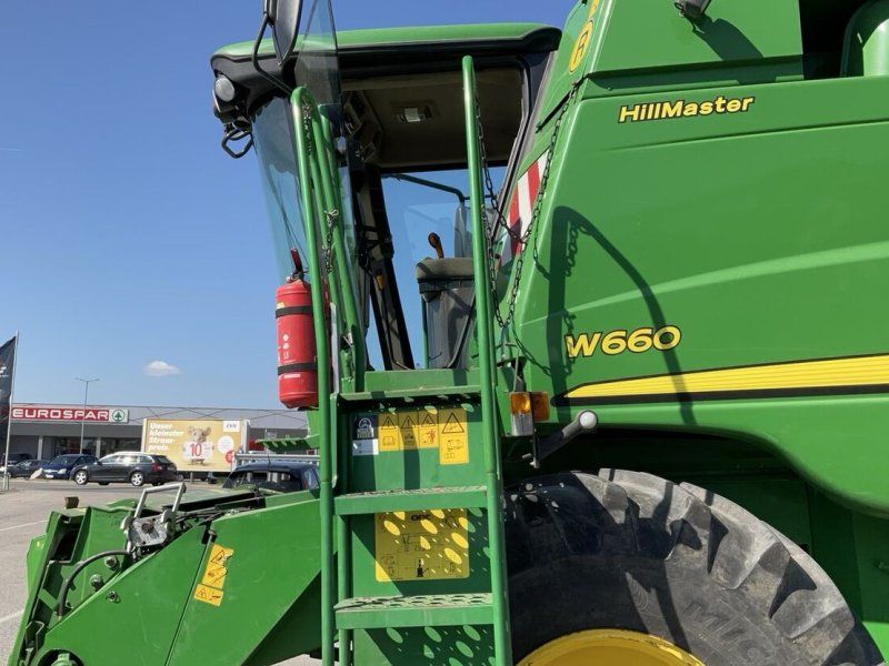 John Deere W660