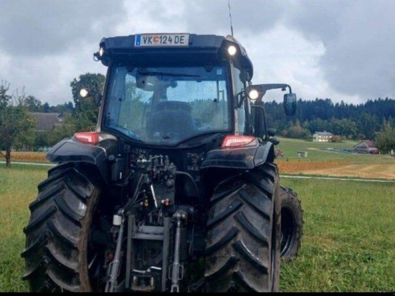 Valtra A115