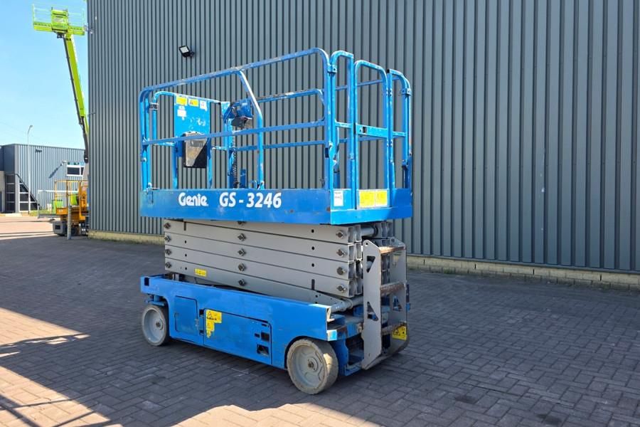 Genie GS3246 Electric, Working Height 11.75 m, 318kg Cap