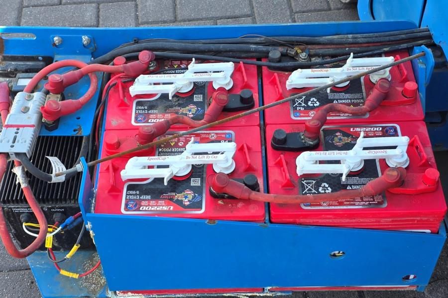 Genie GS3246 Electric, Working Height 11.75 m, 318kg Cap