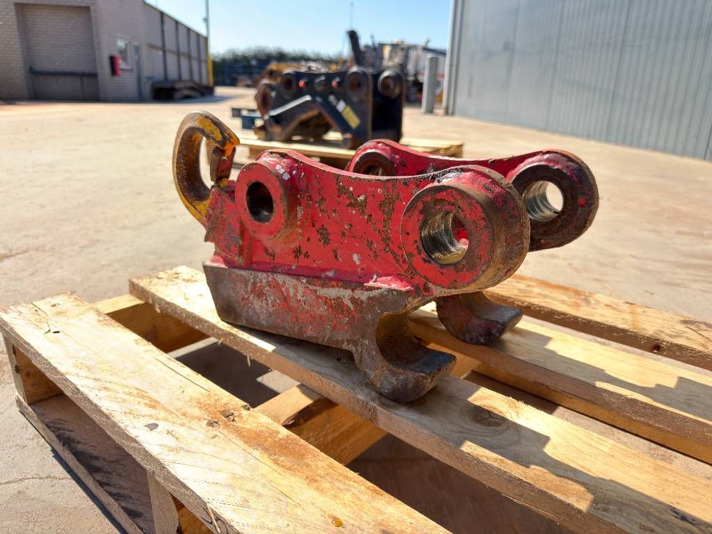 Lehnhoff MS03 - Caterpillar 303