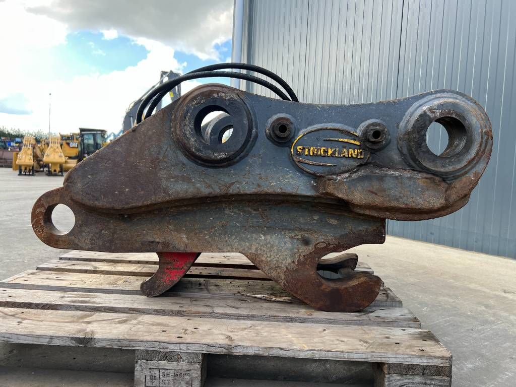 Miller Caterpillar 325 / 329 Geith