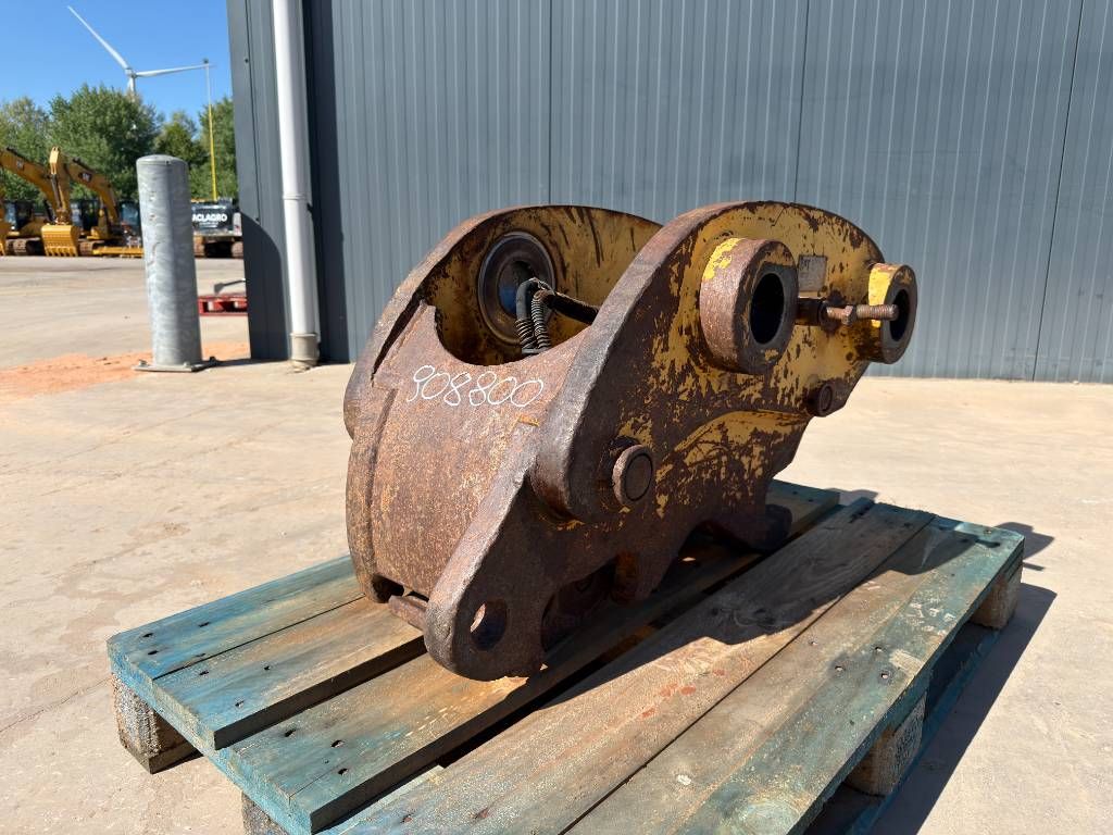 Miller M318D / 320D / 320E / 320F / 323D / 323E / 323F /