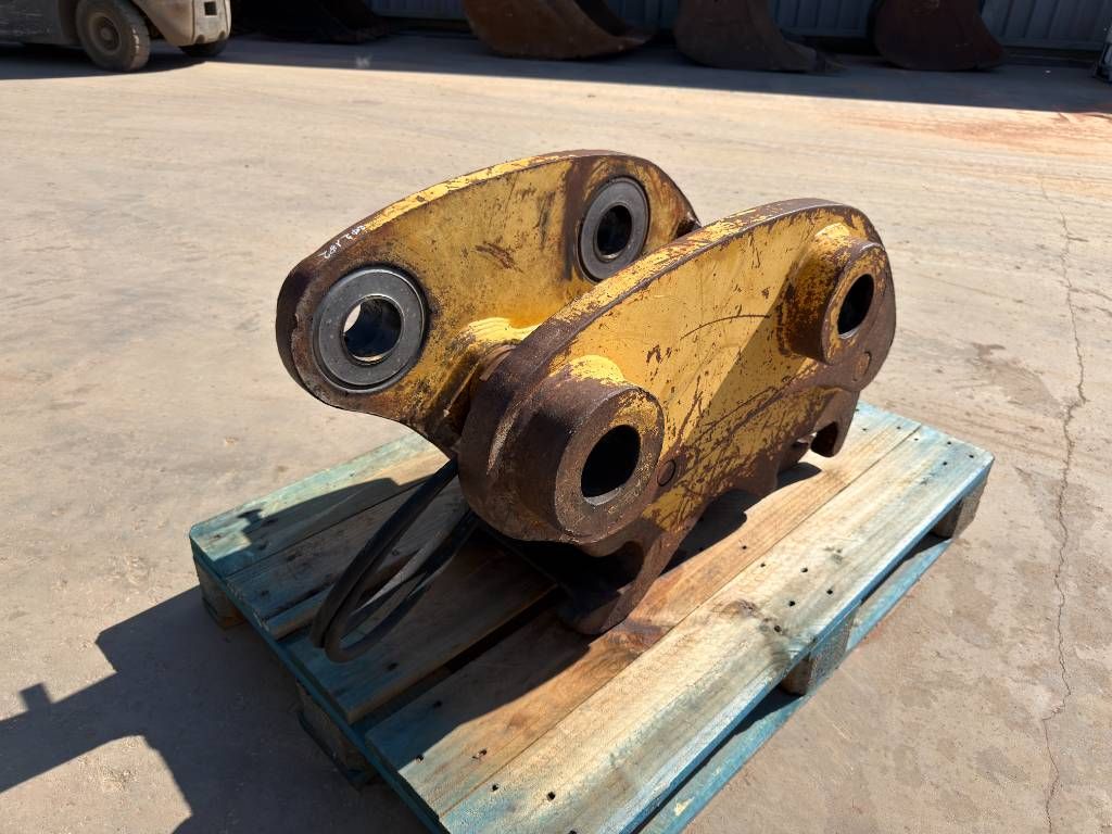 Miller M318D / 320D / 320E / 320F / 323D / 323E / 323F /