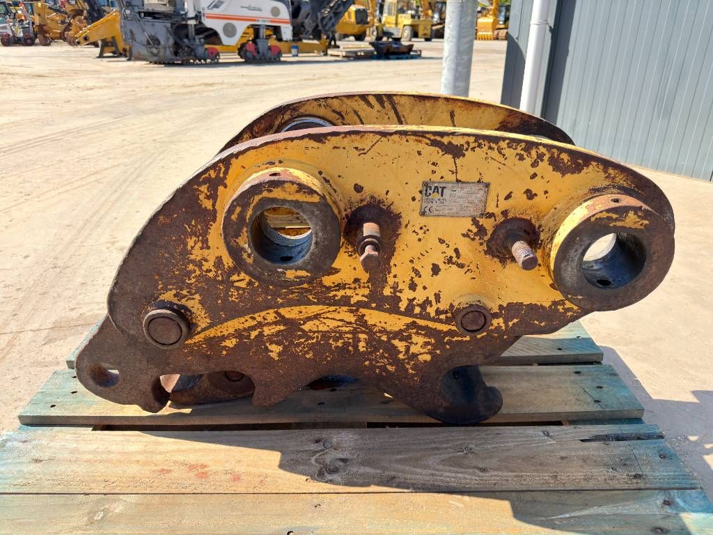 Miller M318D / 320D / 320E / 320F / 323D / 323E / 323F /