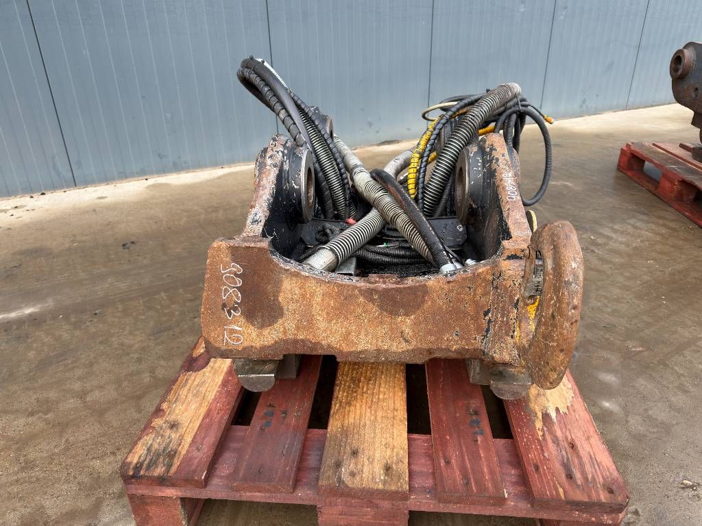 OilQuick OQ80 - M318D / M320F / M322D / 320D / 320E / 323D