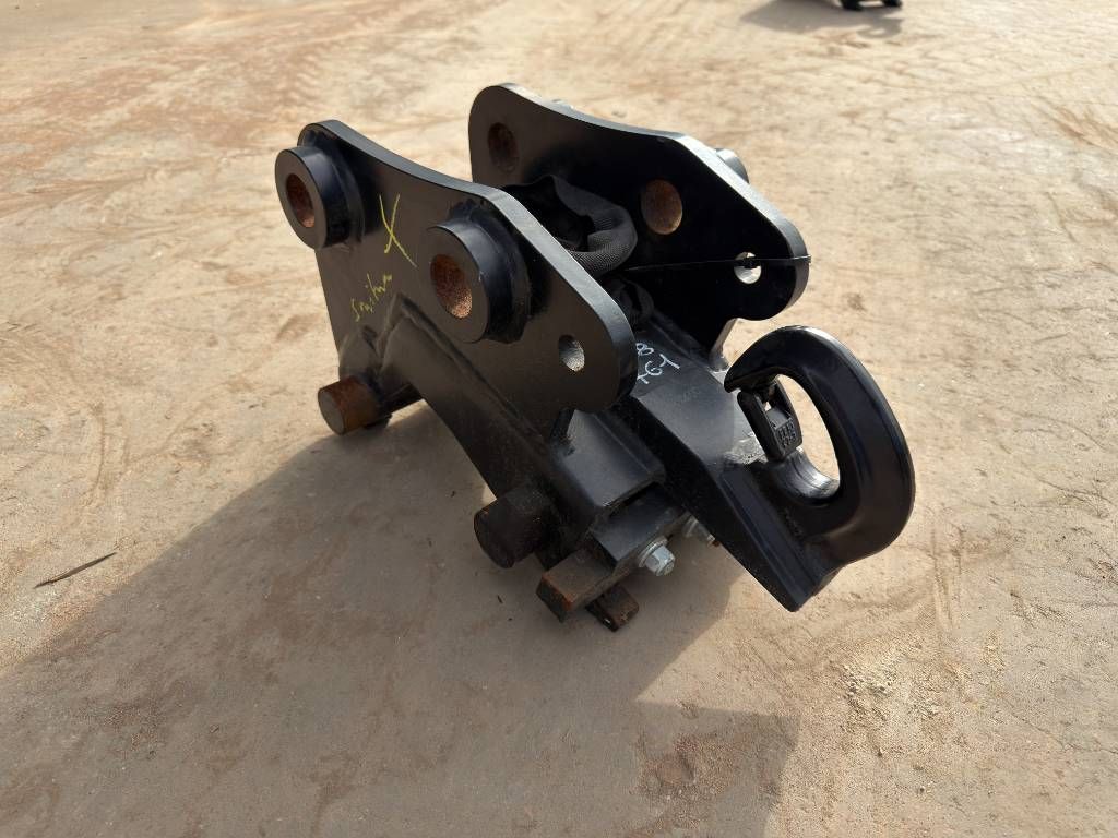 Verachtert CW05 - Caterpillar 302