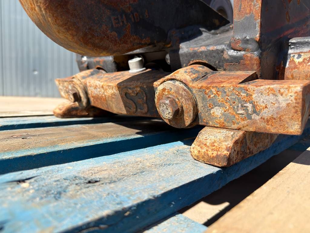 Verachtert CW40S - 325D / 326F / 329D / 329E / 330F / 330