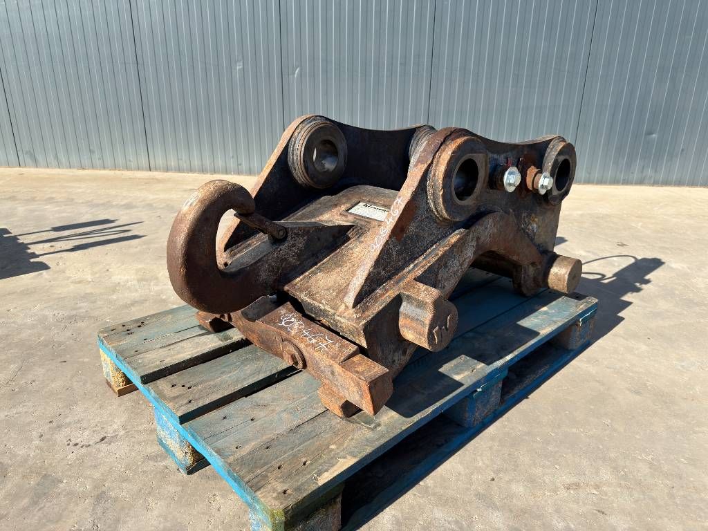 Verachtert CW55S - 325D / 329D / 329E / 330F